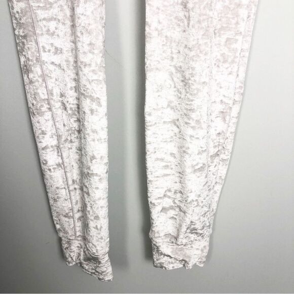 LULULEMON | Ready To Crush Chrome Velvet Joggers Drawstring Waist Women’s Size 6 - Picture 9 of 14
